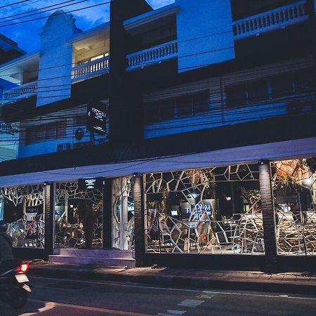 Rock Hotel Bangkok Exterior foto